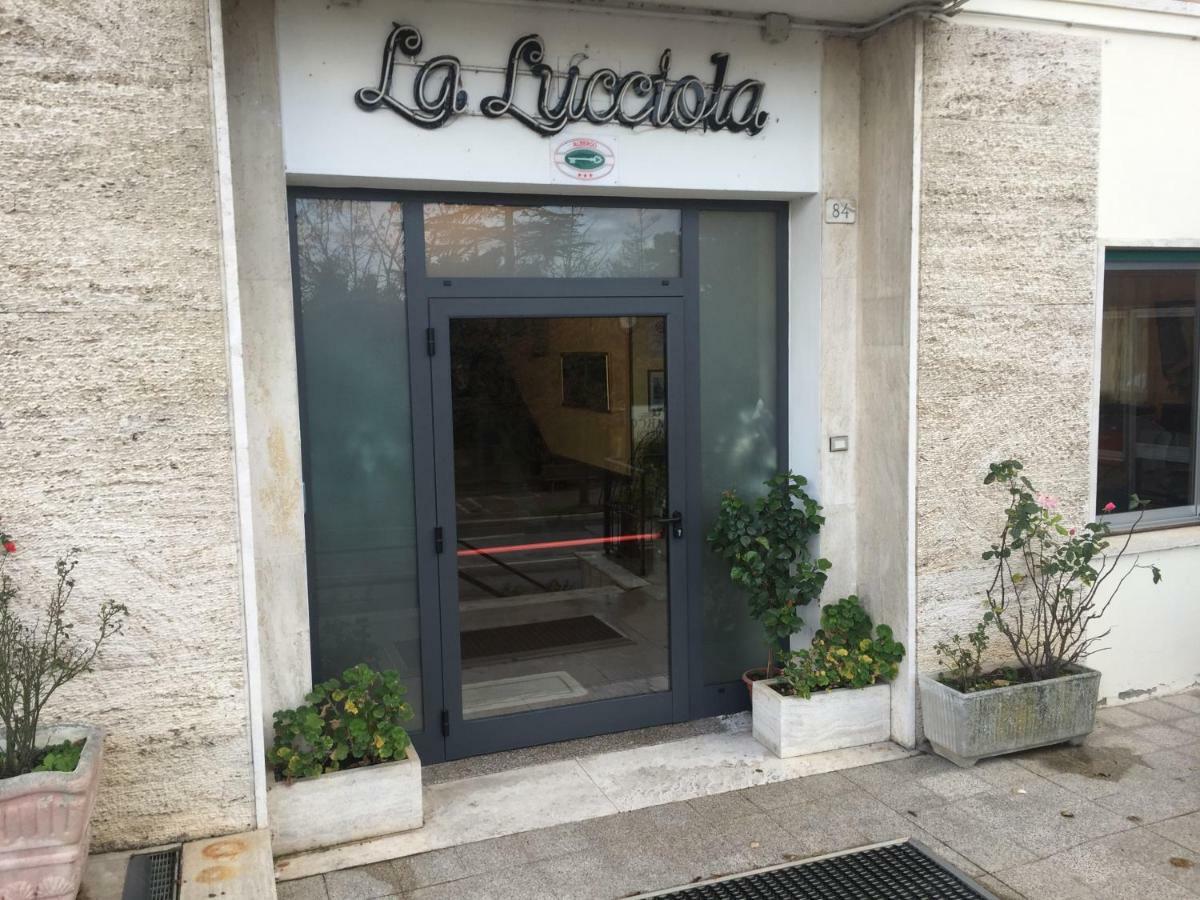 Hotel La Lucciola Chianciano Terme Extérieur photo